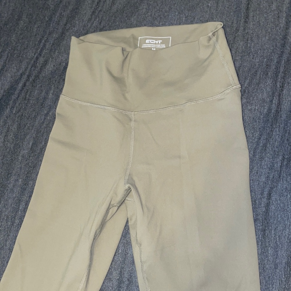 Echt Green Scrunch Leggings